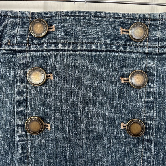 Buttoned Mini Jean Skirt - Picture 3 of 6